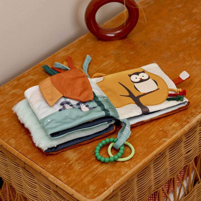 Libro di attività 2 in 1 Forest Little Big Friends