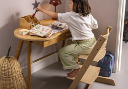 Tripp Trapp Stokke: La Sedia Evolutiva che Cresce con il Tuo Bambino