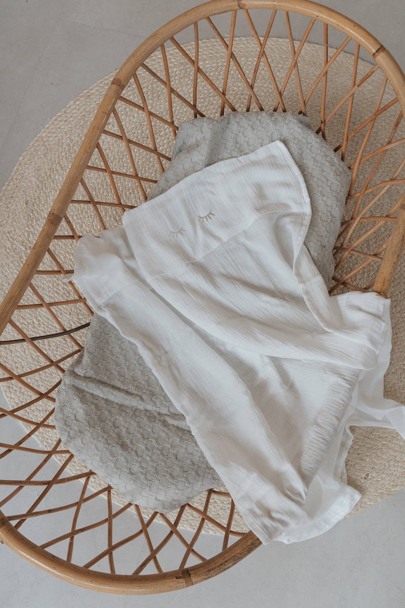 Lenzuolo per culla/carrozzina 75x100cm con federa White Sleepy Bamboom
